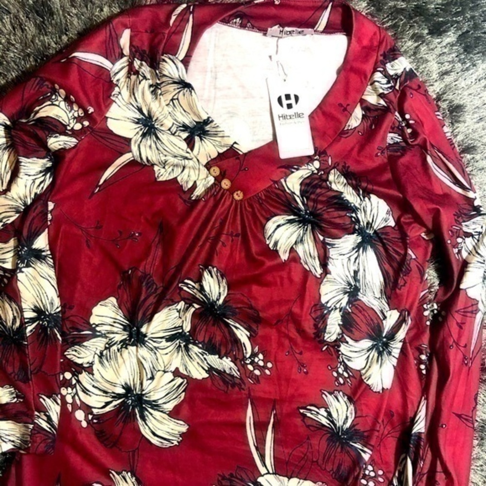 NWT Hibelle Red Floral Blouse Size Large